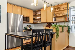 2504 Western Ave, Seattle, WA 98121 - Photo 7