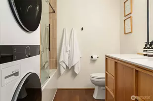 2504 Western Ave, Seattle, WA 98121 - Photo 11