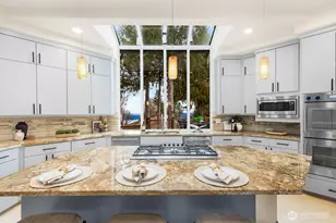 18206 NW Montreux Dr, Issaquah, WA 98027 - Photo 9