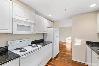 4421 249th SE, Issaquah, WA 98029 - Photo 7