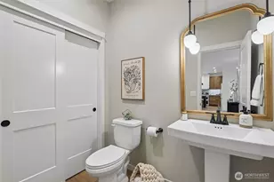 2031 E 9th St, La Center, WA 98629 - Photo 21