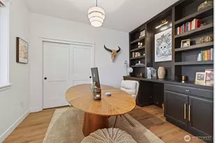 2031 E 9th St, La Center, WA 98629 - Photo 7