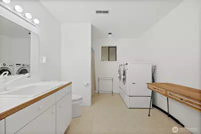 7861 NE University Point Circle NE, Bremerton, WA 98311 - Photo 21