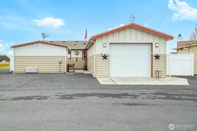 17693 NW Road 5 #52, Quincy, WA 98848 - Photo 3