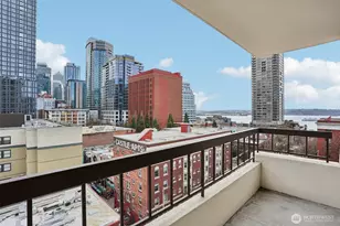 2201 3rd Ave, Seattle, WA 98121 - Photo 9