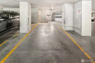 2201 3rd Avenue #1001, Seattle, WA 98121 - Photo 21