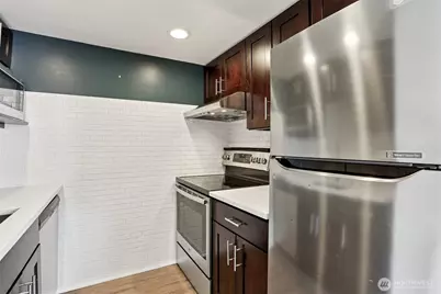 2201 3rd Avenue #1001, Seattle, WA 98121 - Photo 5