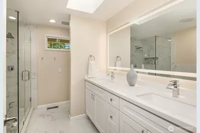 18605 NE 191st Street, Woodinville, WA 98077 - Photo 23