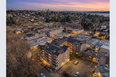 2425 33rd Avenue W #402, Seattle, WA 98199 - Photo 39