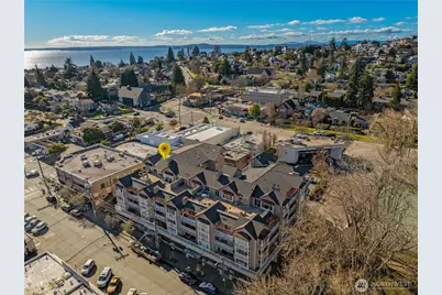 2425 33rd Avenue W #402, Seattle, WA 98199 - Photo 35