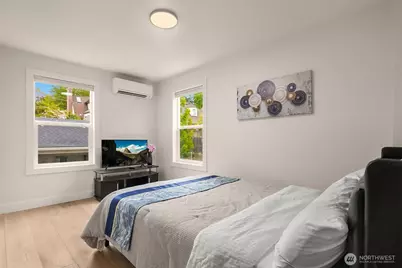 4326 NE 44th Street, Seattle, WA 98105 - Photo 17