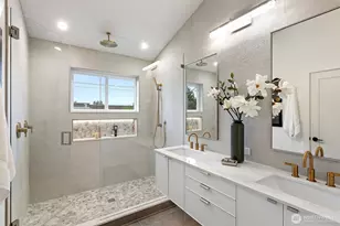 8001 25th Ave NW, Seattle, WA 98117 - Photo 33