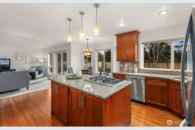 4510 66th Avenue W, University Place, WA 98466 - Photo 9