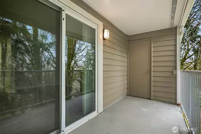 15246 SE 43rd Ct #G201, Bellevue, WA 98006 - Photo 11