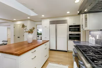 8280 SE 61st Street, Mercer Island, WA 98040 - Photo 13