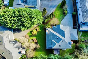 3049 Bellevue Way NE, Bellevue, WA 98004 - Photo 35