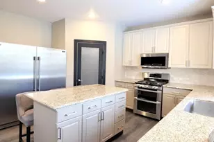 6107 Olive Ave SE, Auburn, WA 98092 - Photo 9