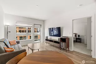 1760 NW 56th St, Seattle, WA 98107 - Photo 11