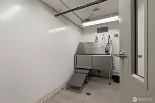 1760 NW 56th St, Seattle, WA 98107 - Photo 31