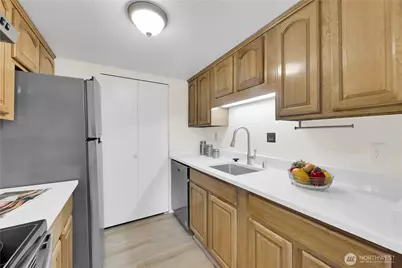 11643 100th Avenue NE #B-3, Kirkland, WA 98034 - Photo 9