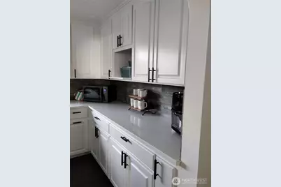 1810 S 261st Place, Des Moines, WA 98198 - Photo 11