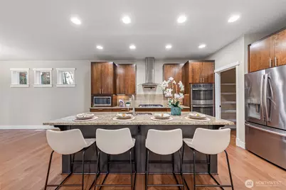 4585 167th Lane SE, Bellevue, WA 98006 - Photo 11