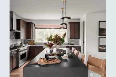 13709 SE 85th Street, Newcastle, WA 98059 - Photo 3