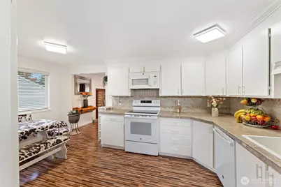 10107 Meridian Avenue, Everett, WA 98208 - Photo 5