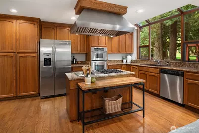 2048 213th Avenue NE, Sammamish, WA 88074 - Photo 11