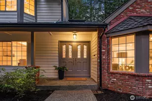 2048 213th Ave NE, Sammamish, WA 88074 - Photo 3