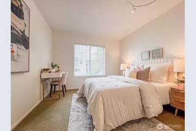 7005 Holly Park Drive S, Seattle, WA 98118 - Photo 21