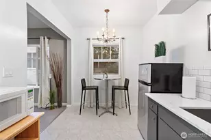 1107 E Denny Way, Seattle, WA 98122 - Photo 17