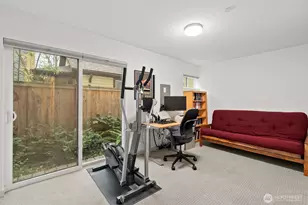 1422 E Cherry St, Seattle, WA 98122 - Photo 7