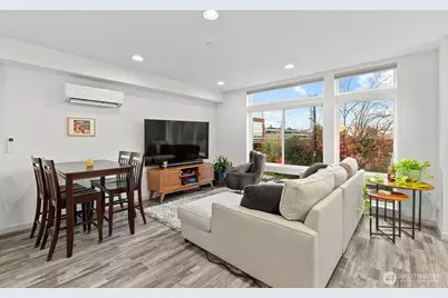 1422 E Cherry St, Seattle, WA 98122 - Photo 9