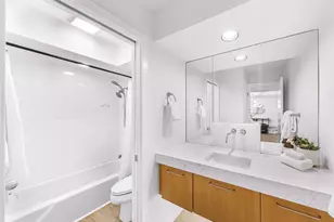 732 11th Ave E, Seattle, WA 98102 - Photo 15