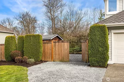 27706 Manion Way NE, Duvall, WA 98019 - Photo 5