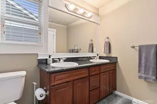 11325 178th Ave Ct E, Bonney Lake, WA 98391 - Photo 21