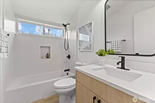 6530 18th Ave SW, Seattle, WA 98106 - Photo 9