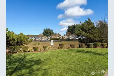 2404 Boulevard Heights Loop SE, Olympia, WA 98501 - Photo 19