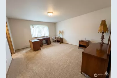 2404 Boulevard Heights Loop SE, Olympia, WA 98501 - Photo 11