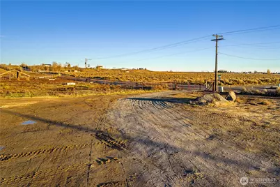 2 Xxx Mae Valley Road NE, Moses Lake, WA 98837 - Photo 11
