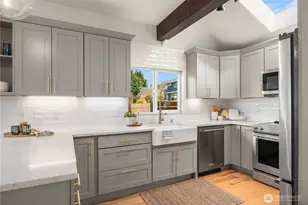 4432 40th Ave SW, Seattle, WA 98116 - Photo 13