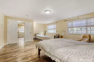 16717 NE 18th St, Bellevue, WA 98008 - Photo 15