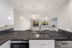 6121 NE 175 St, Kenmore, WA 98028 - Photo 17