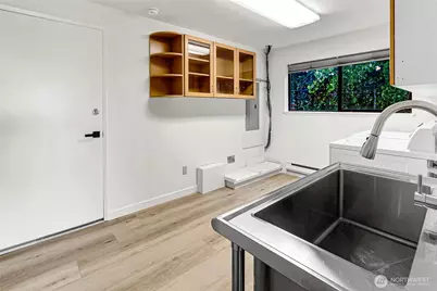 1942 7th Avenue W, Seattle, WA 98119 - Photo 29