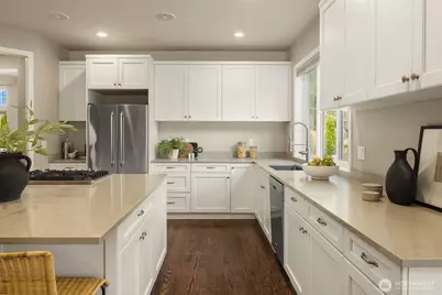 8202 196th Avenue NE, Redmond, WA 98053 - Photo 11