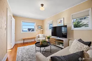 717 13th St, Bellingham, WA 98225 - Photo 15