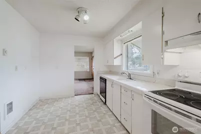 508 Yew Street, Centralia, WA 98531 - Photo 11