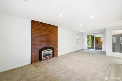 10825 34th Avenue SW, Seattle, WA 98146 - Photo 17