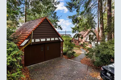 16349 Maplewild Avenue SW, Burien, WA 98166 - Photo 1